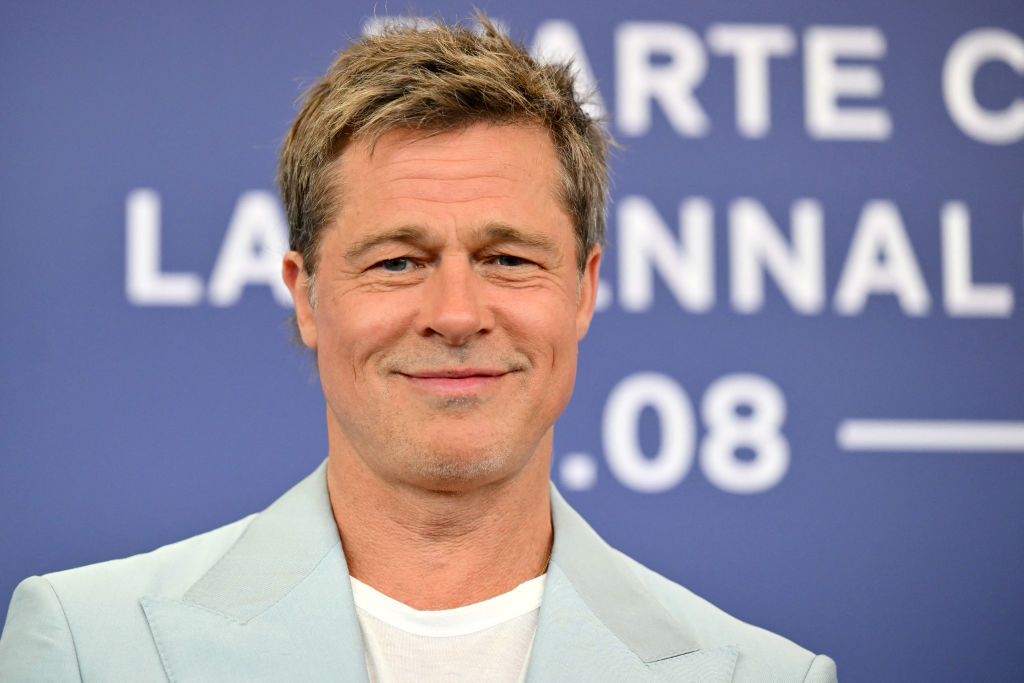 actor-brad-pitt-attends-the-photocall-of-the-movie-wolfs-news-photo-1726680022